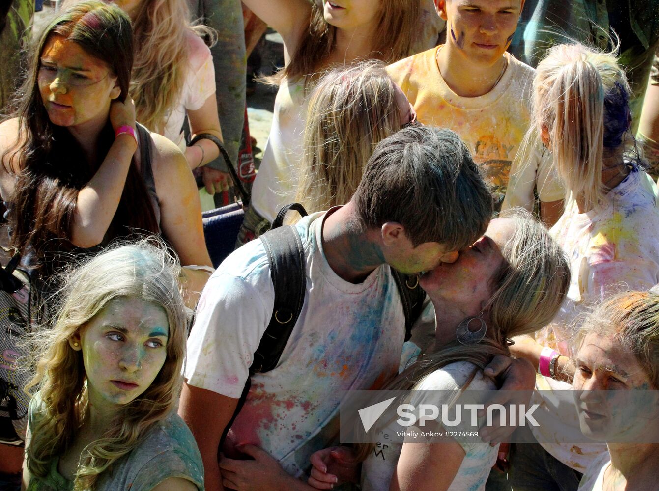 Holi festival of colors in Vladivostok