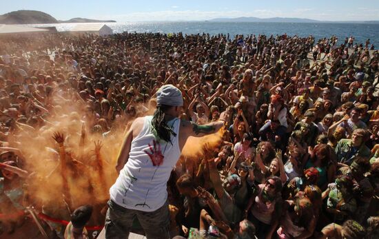 Holi festival of colors in Vladivostok