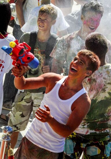 Holi festival of colors in Vladivostok
