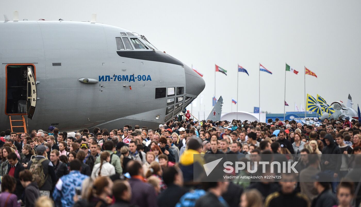 MAKS-2013 Aviation and Space Salon. Day Five