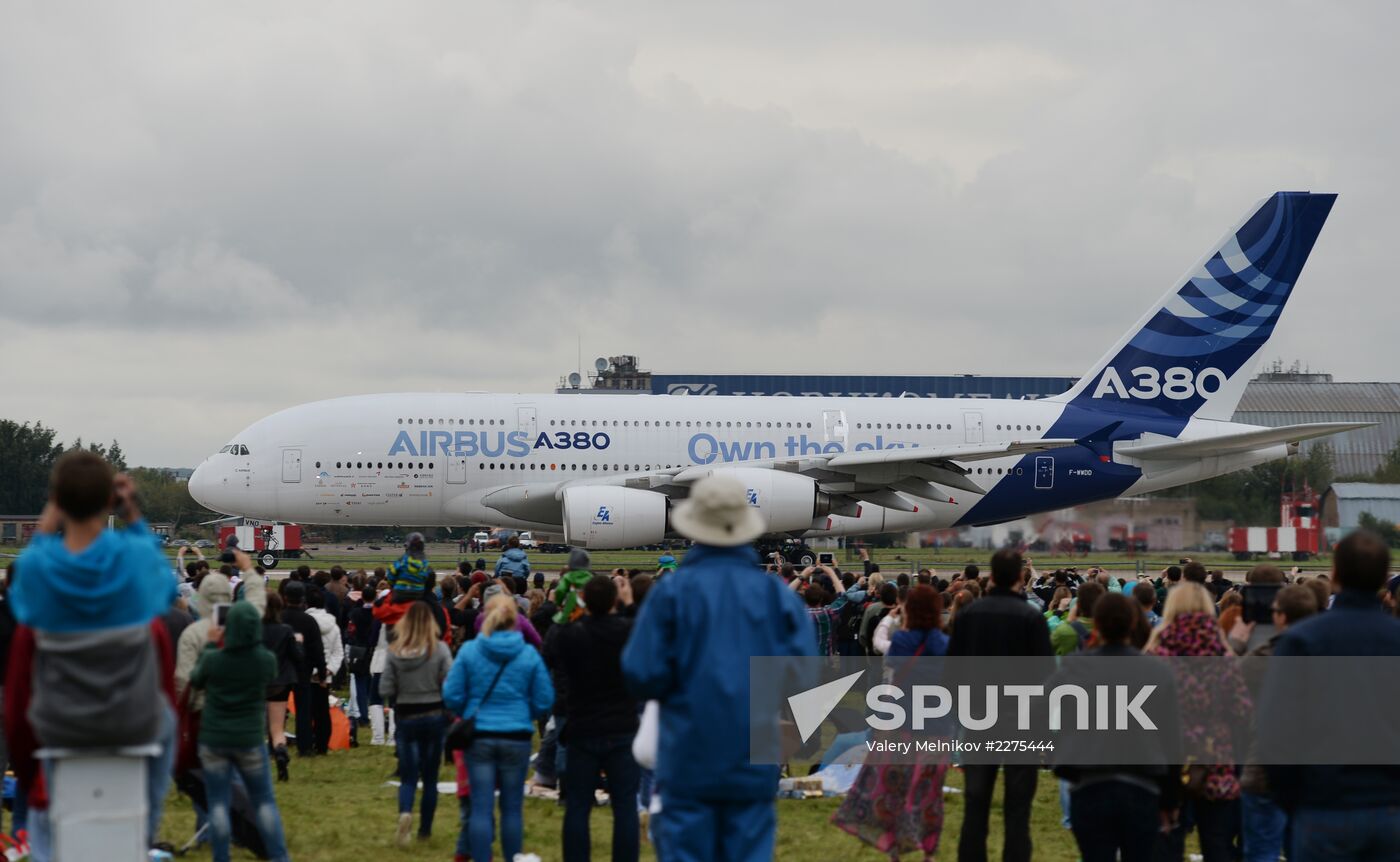 Closing of MAKS-2013 Aviation and Space Salon