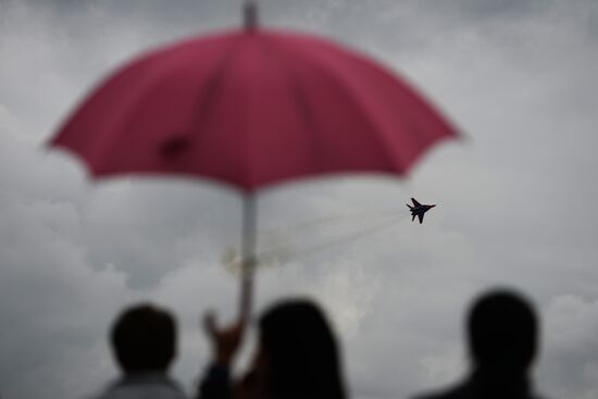 Closing of MAKS-2013 Aviation and Space Salon