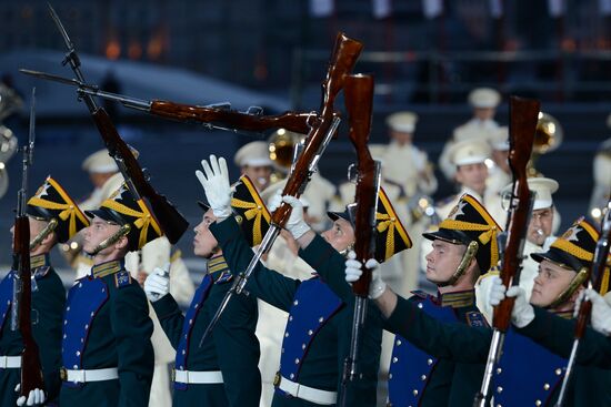Spasskaya Tower Festival opens in Moscow