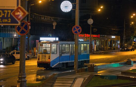 Moscow launches night public transport service