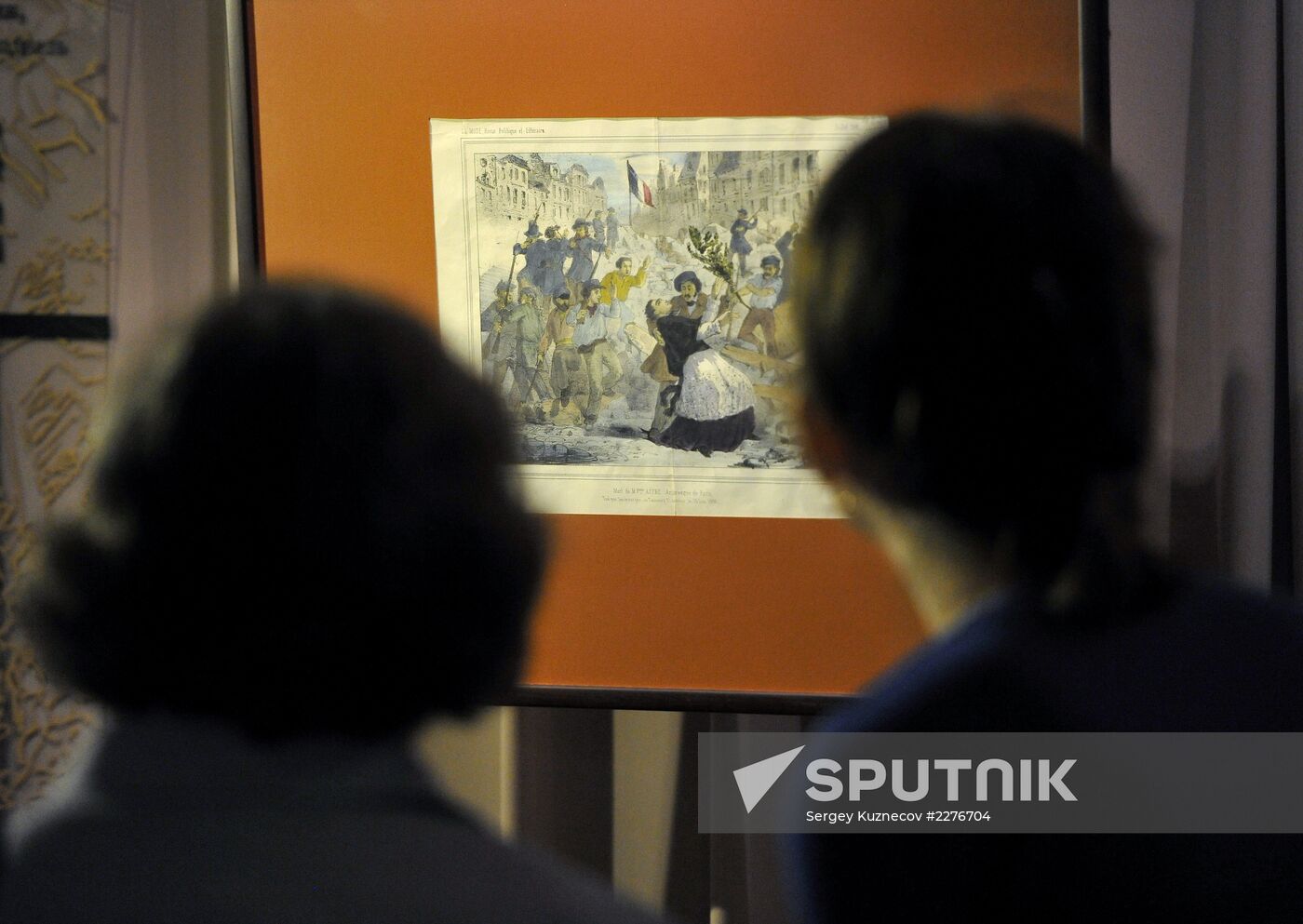 Unveiling 'Amongst loved ones... and strangers...' exhibition