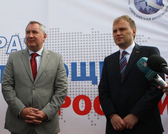Dmitry Rogozin visits Moldavia