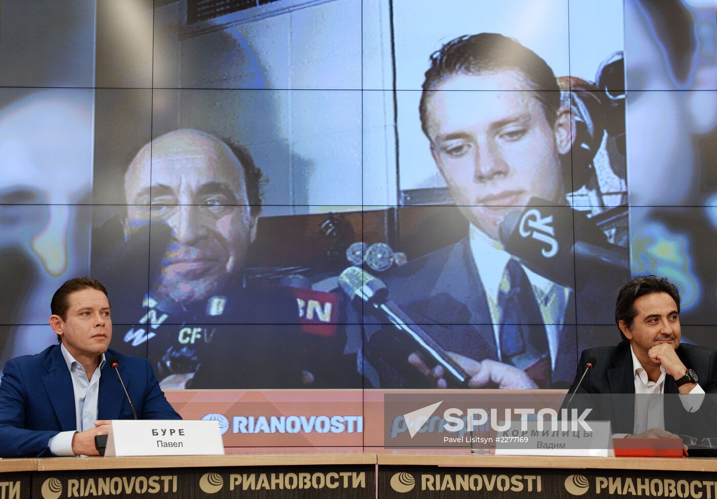 News conference by hockey player Pavel Bure at RIA Novosti