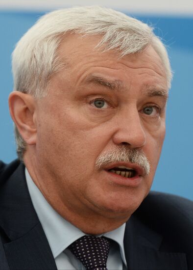 Briefings by Russian and foreign experts