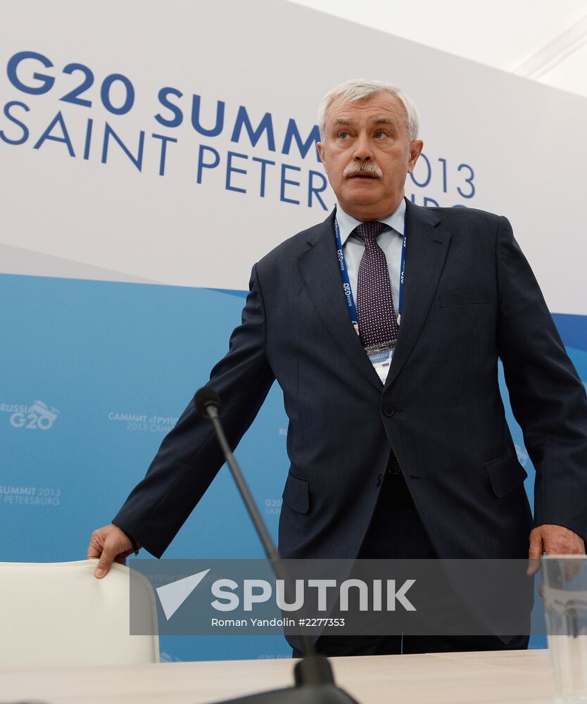 Briefings by Russian and foreign experts