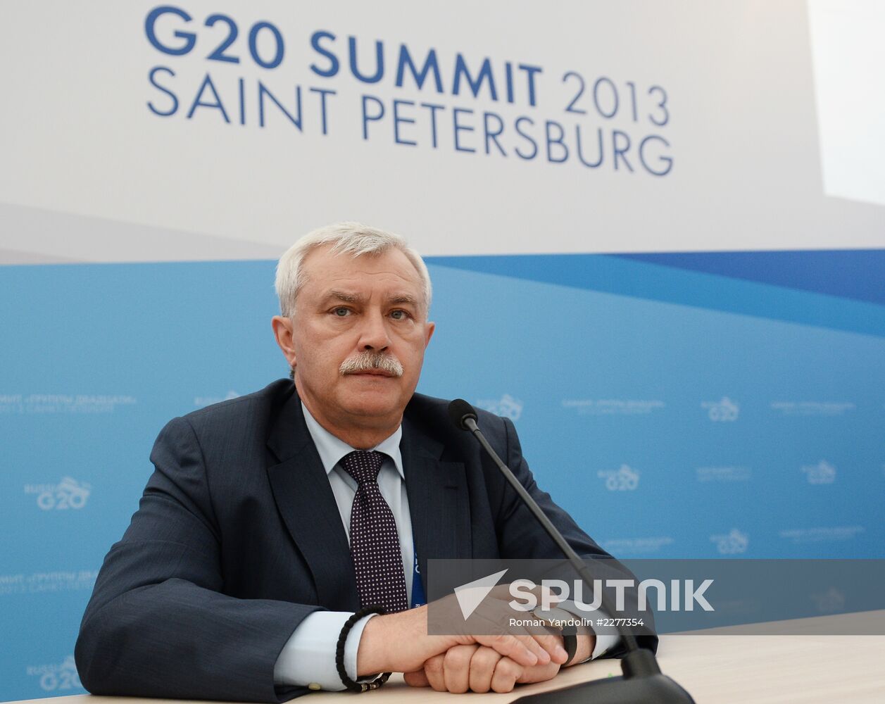 Briefings by Russian and foreign experts