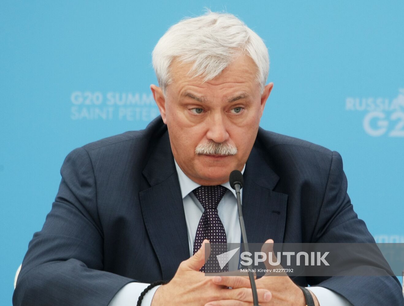Briefings by Russian and foreign experts