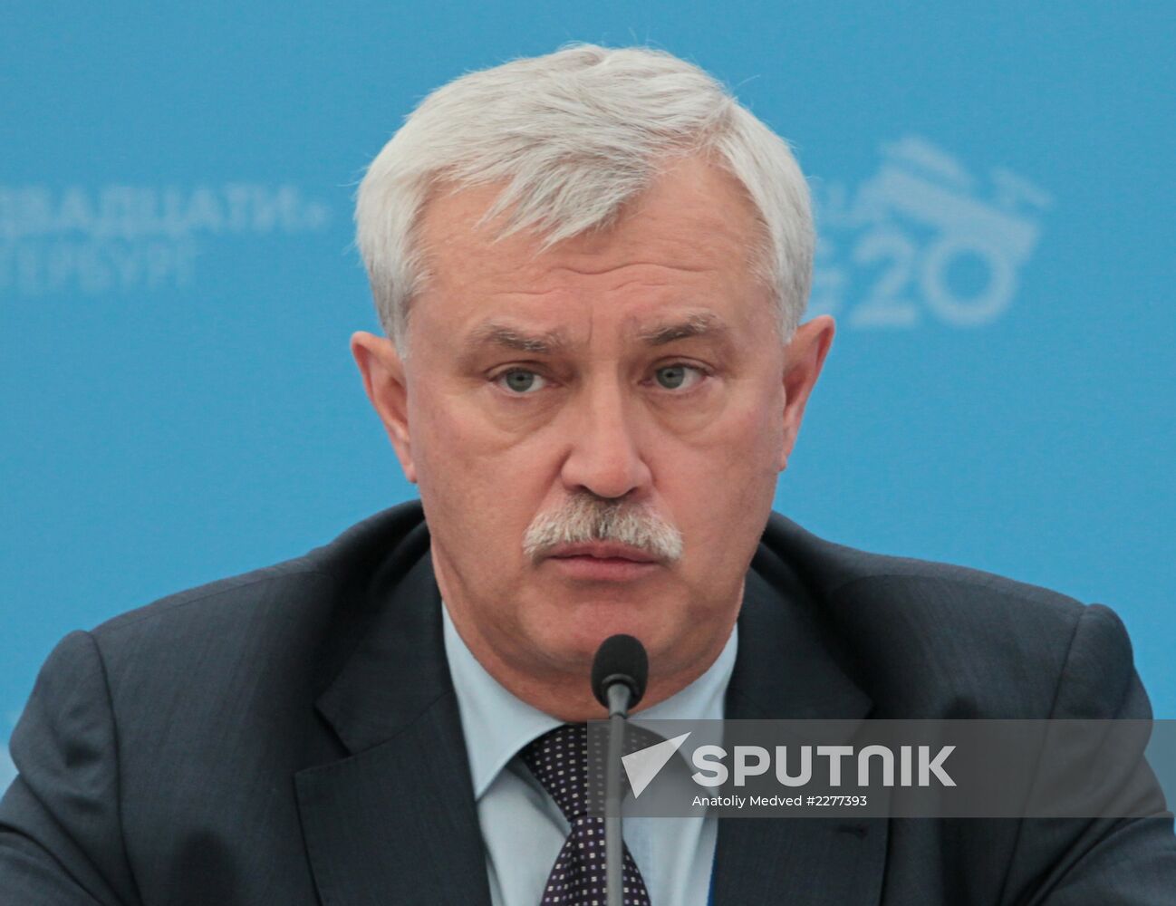 Briefings by Russian and foreign experts