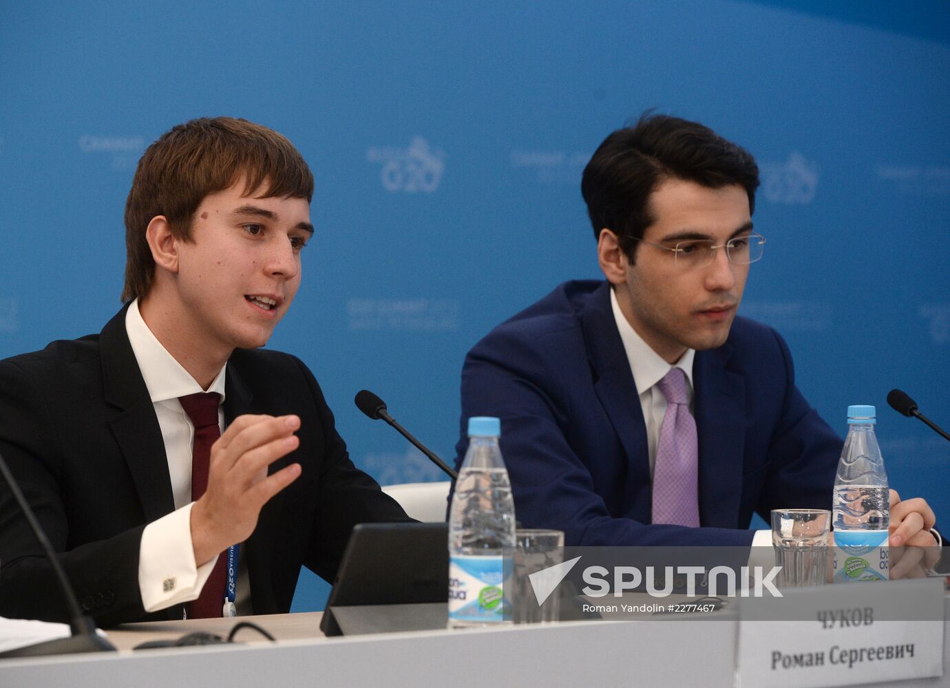 Briefings by Russian and foreign experts