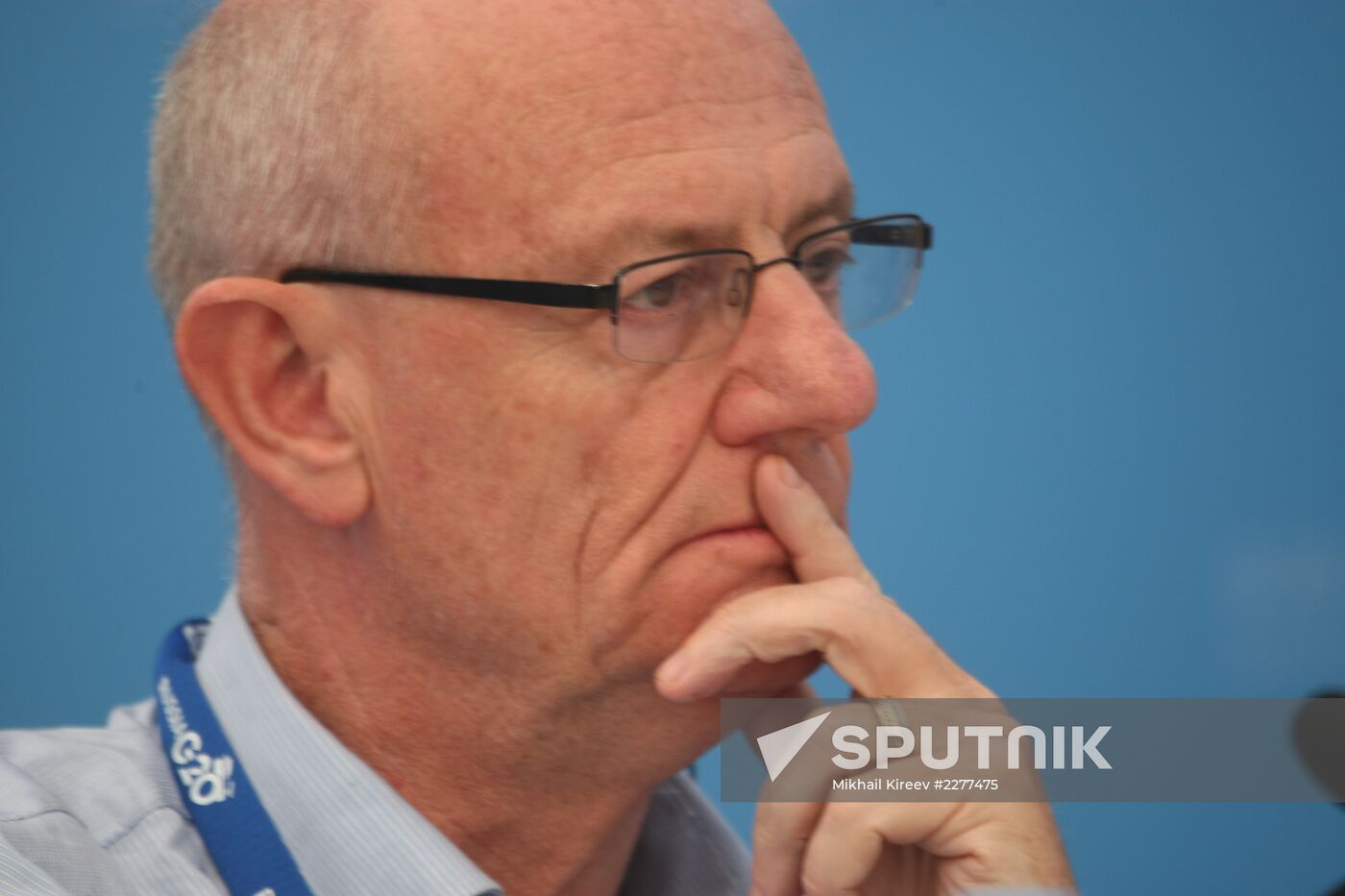 Briefings by Russian and foreign experts