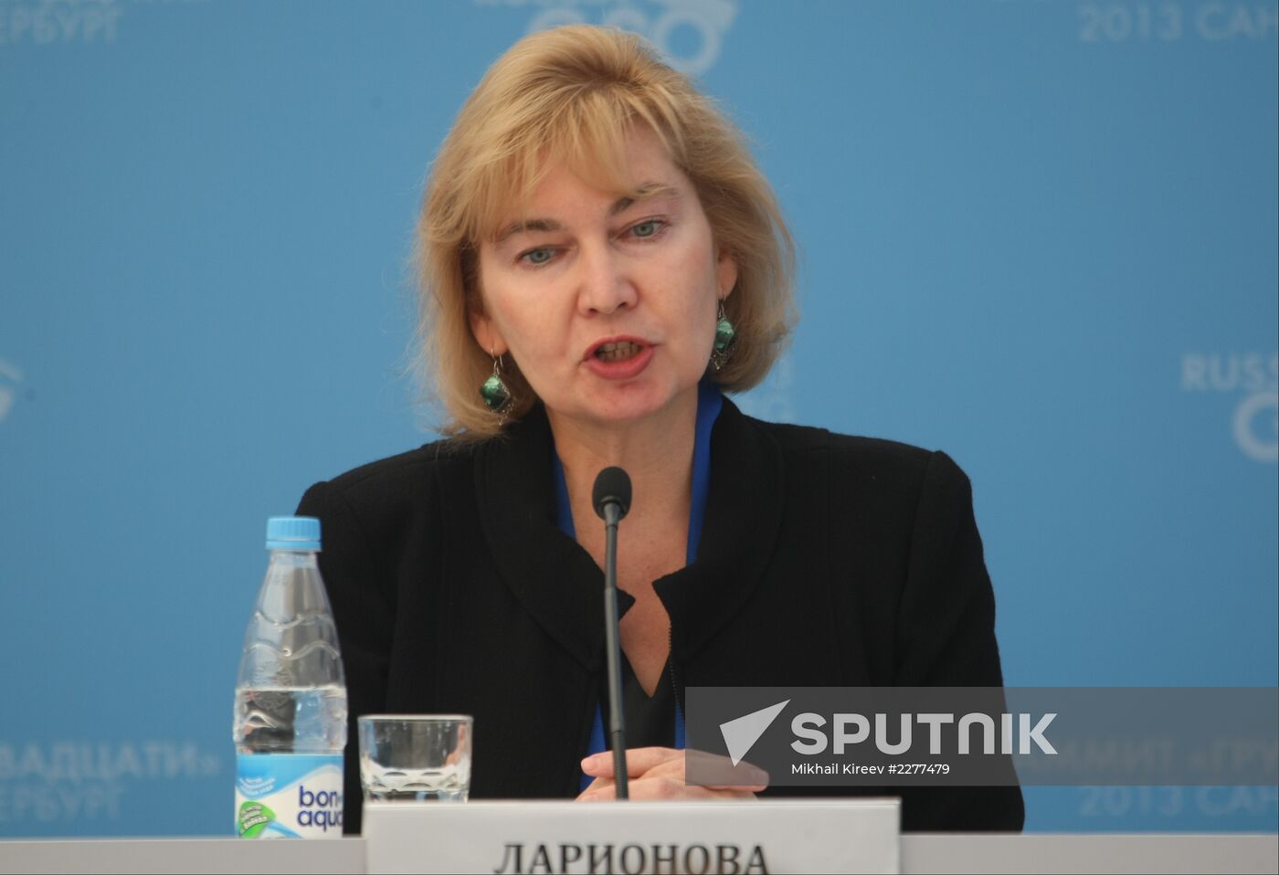 Briefings by Russian and foreign experts