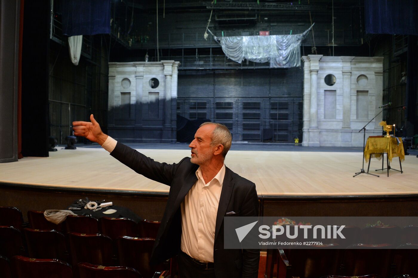 Gathering of company of Vakhtangov Theatre