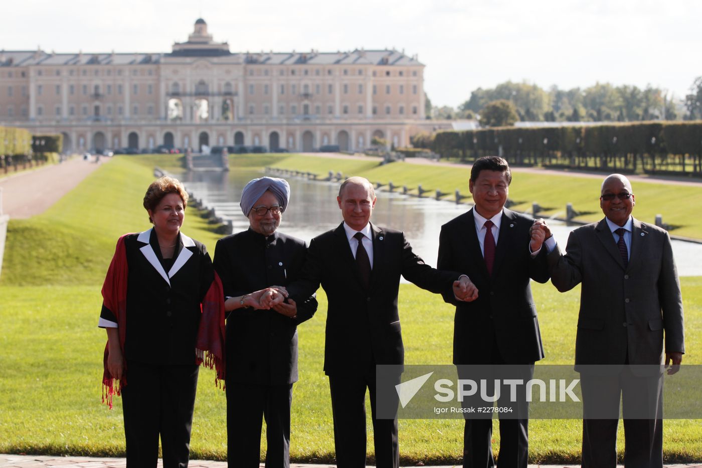 Heads of BRICS member states' delegations pose for group photo