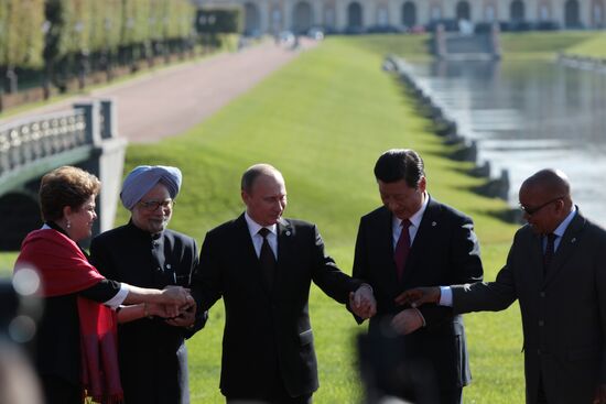 Heads of BRICS member states' delegations pose for group photo