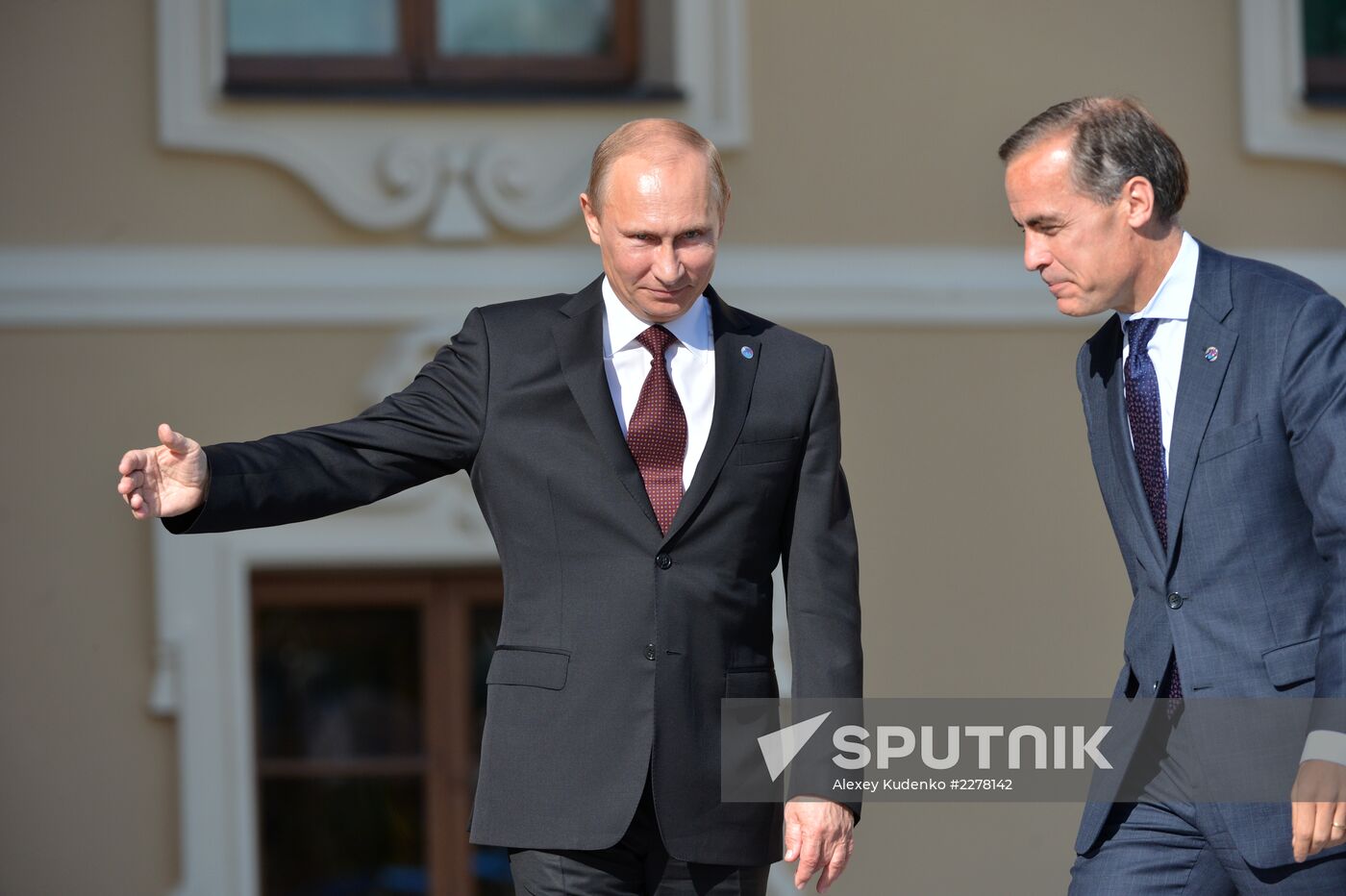 Official welcome of G20 leaders by Vladimir Putin