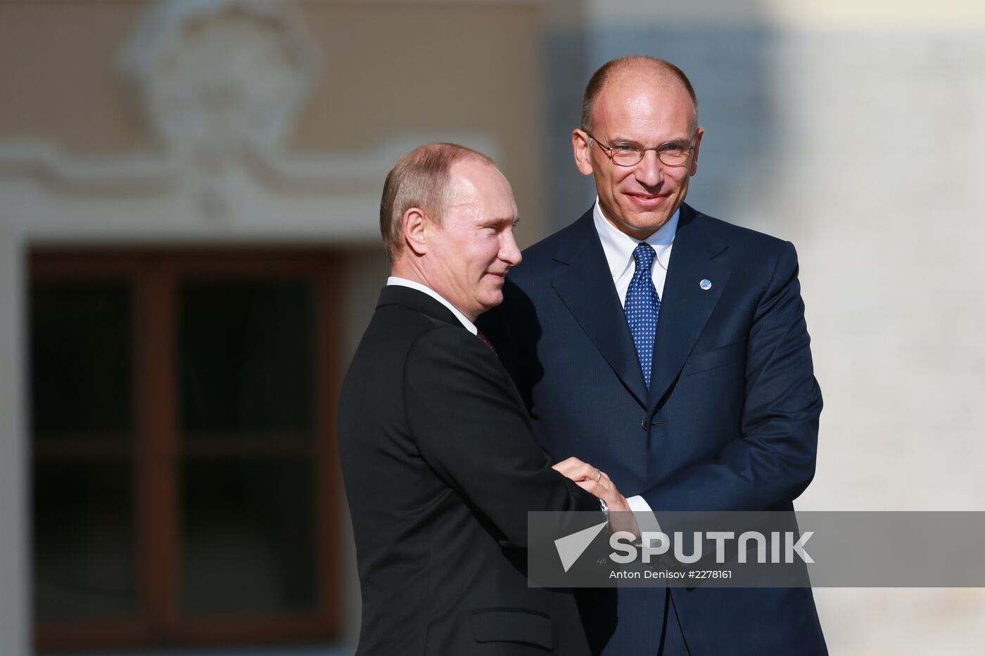 Official welcome of G20 leaders by Vladimir Putin