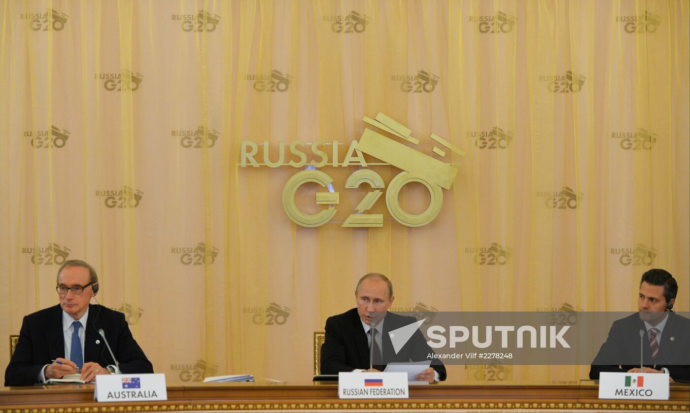 First working session of G20 Summit participants