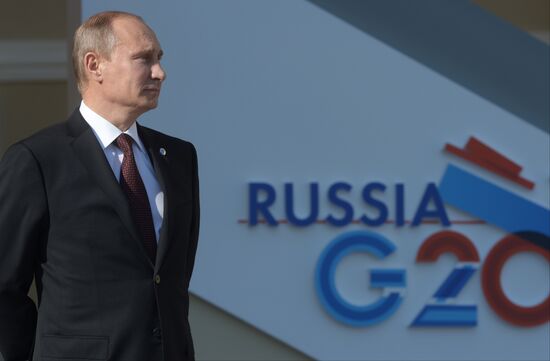 Official welcome of G20 leaders by Vladimir Putin