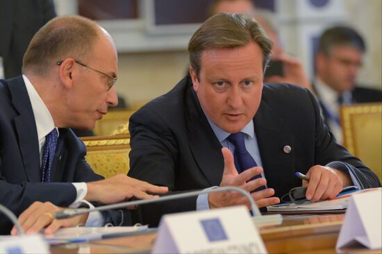 First working session of G20 Summit participants