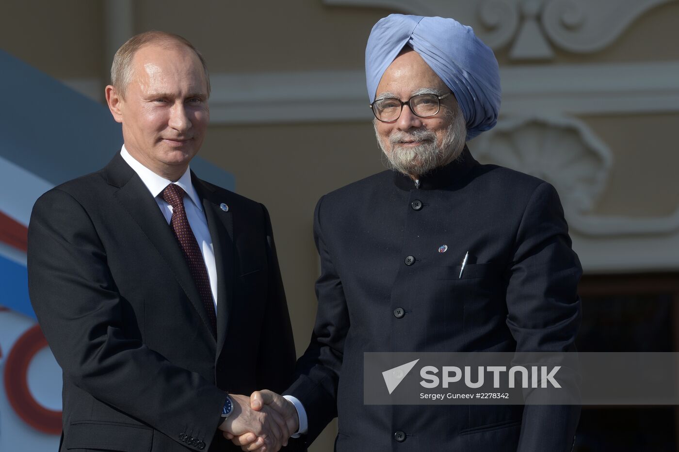 Official welcome of G20 leaders by Vladimir Putin