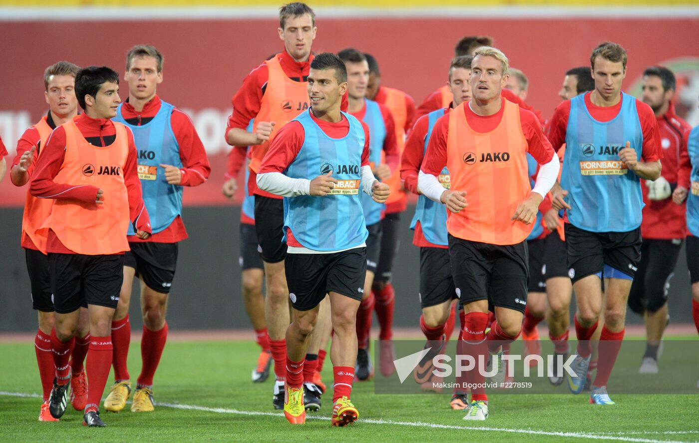 Football. Pre-match training session of Luxembourg national team