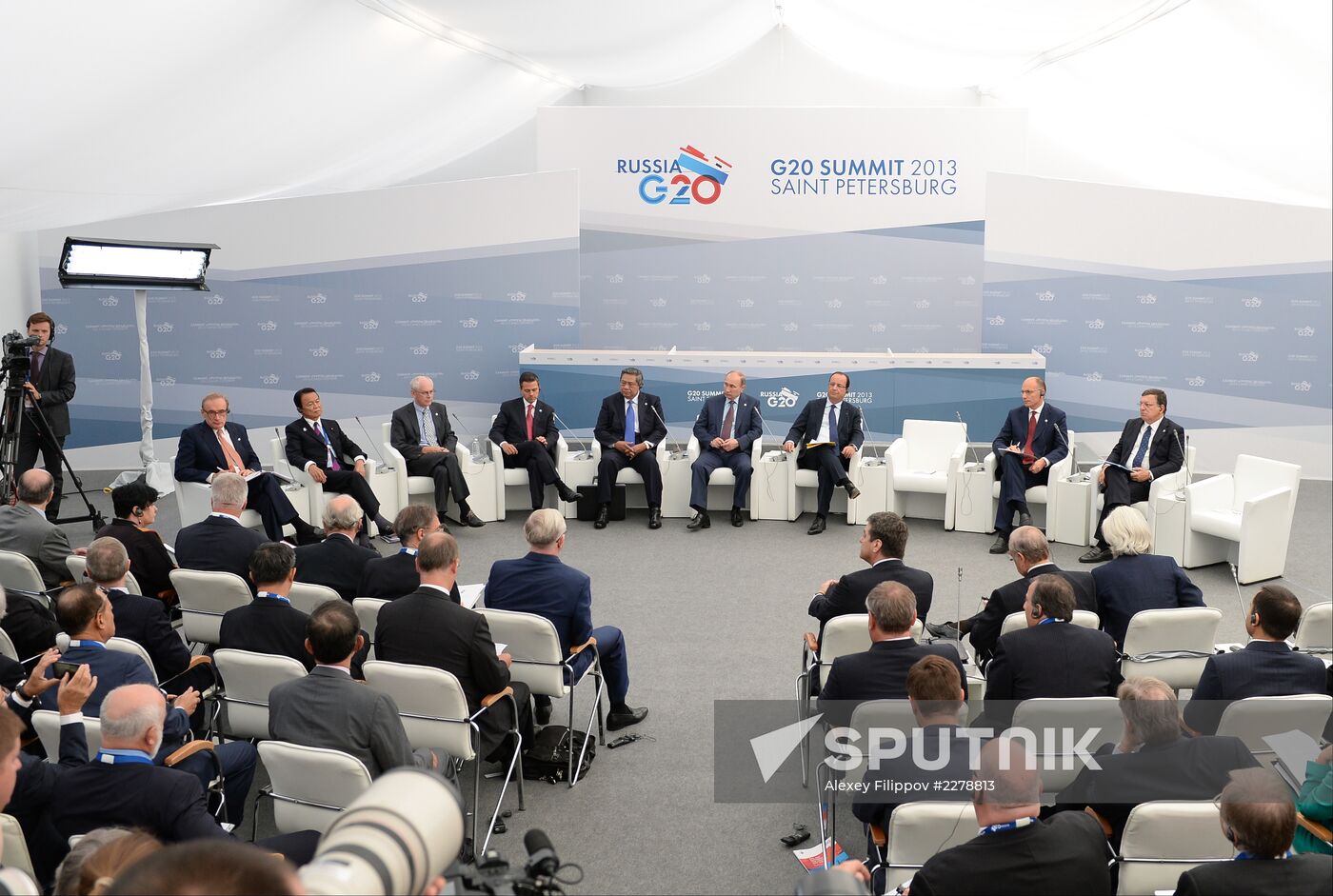 Vladimir Putin meets with Business 20 and Labour 20