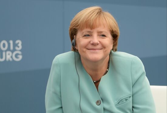 Vladimir Putin meets with Business 20 and Labour 20