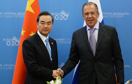 Sergei Lavrov meets with G20 foreign ministers