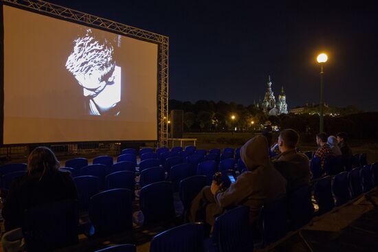 Photo night in St. Petersburg