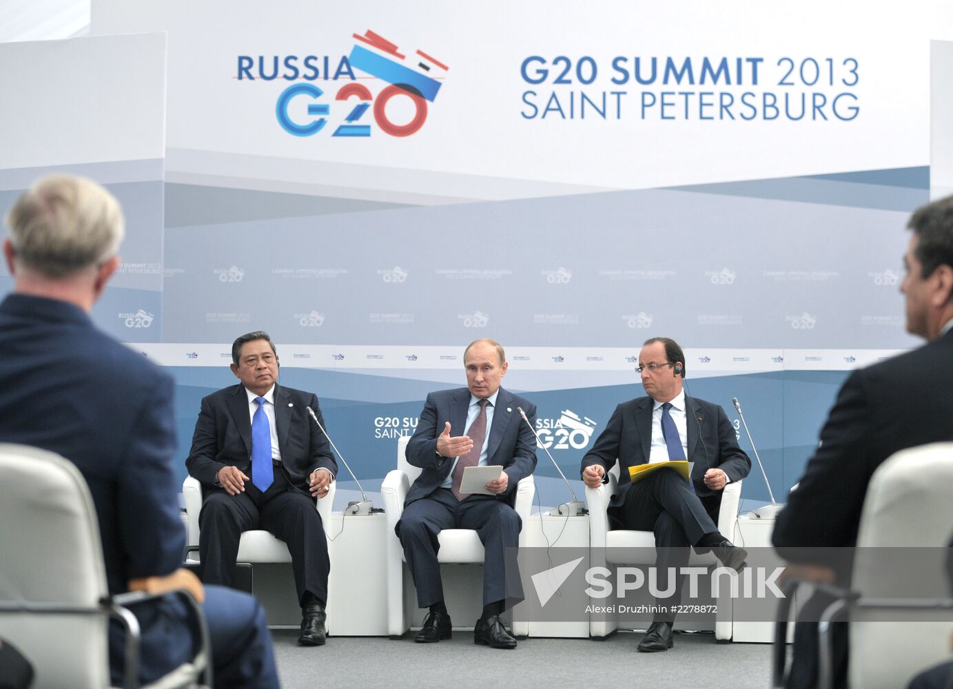 Vladimir Putin meets with Business 20 and Labour 20