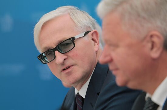 Briefings by G20 Summit participants