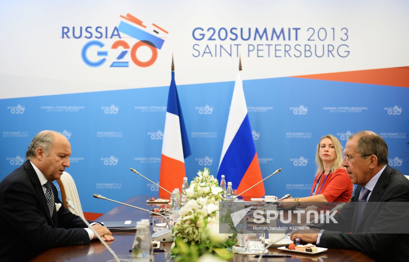 Sergei Lavrov meets with G20 foreign ministers