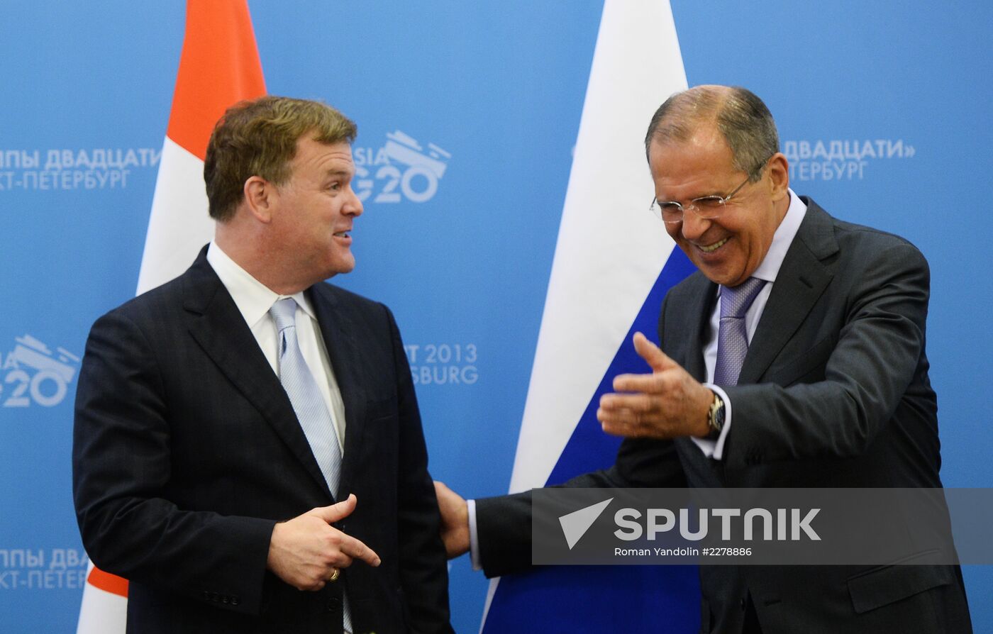 Sergei Lavrov meets with G20 foreign ministers