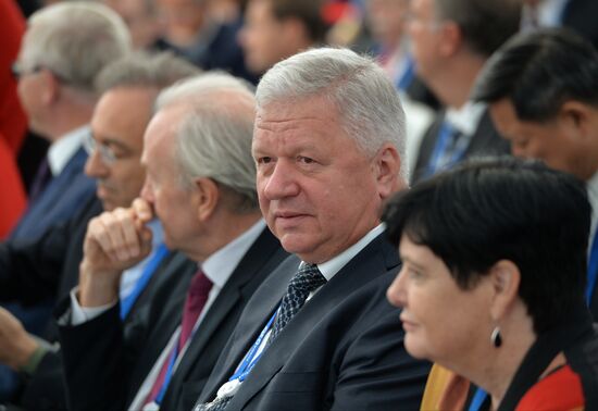 Vladimir Putin meets with Business 20 and Labour 20