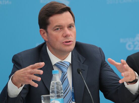 Briefings by G20 Summit participants