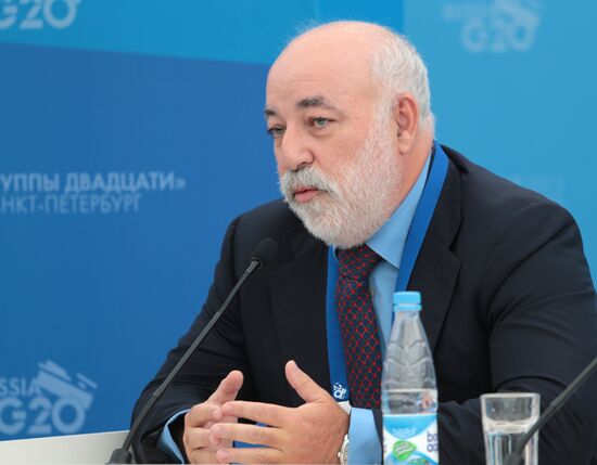 Briefings by G20 Summit participants