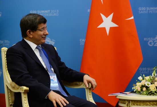 Sergei Lavrov meets with G20 foreign ministers