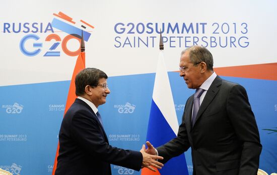 Sergei Lavrov meets with G20 foreign ministers