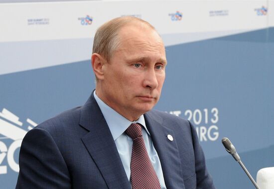 Vladimir Putin meets with Business 20 and Labour 20