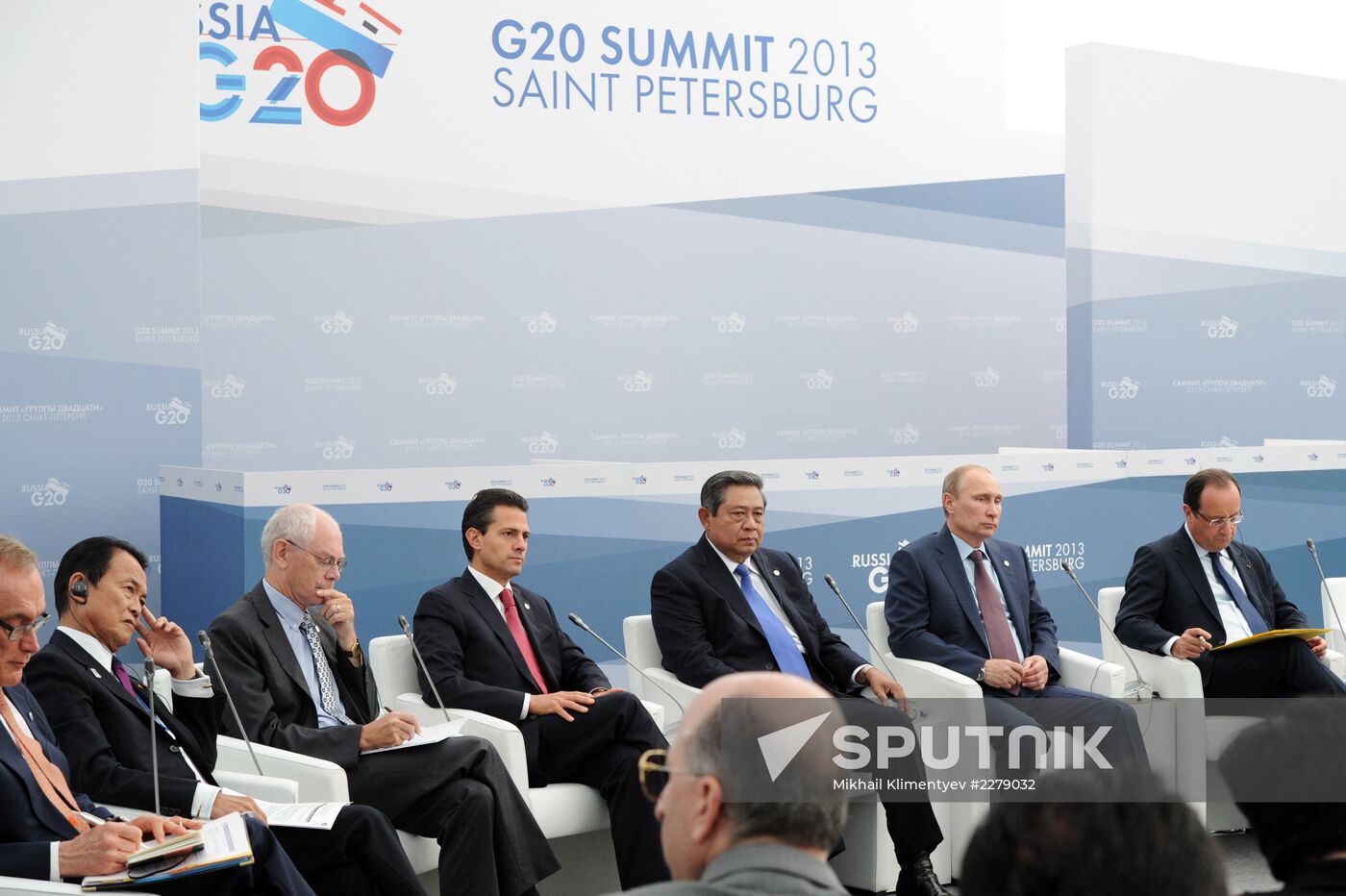 Vladimir Putin meets with Business 20 and Labour 20