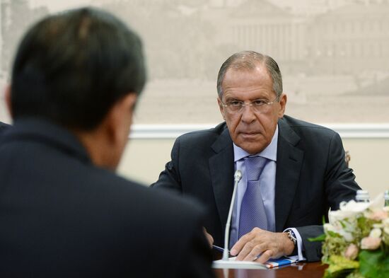 Sergei Lavrov meets with G20 foreign ministers
