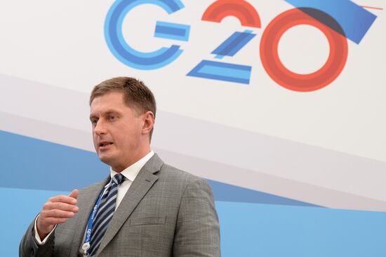 Briefings by G20 Summit participants