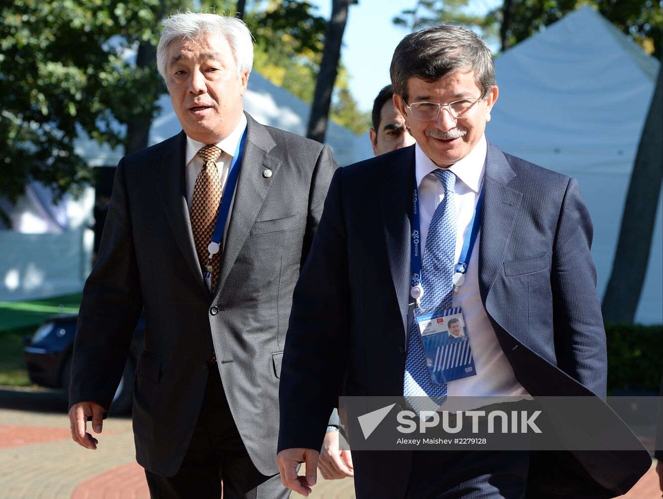 Sergei Lavrov meets with G20 foreign ministers