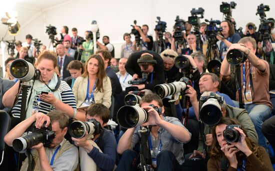 Vladimir Putin's news conference
