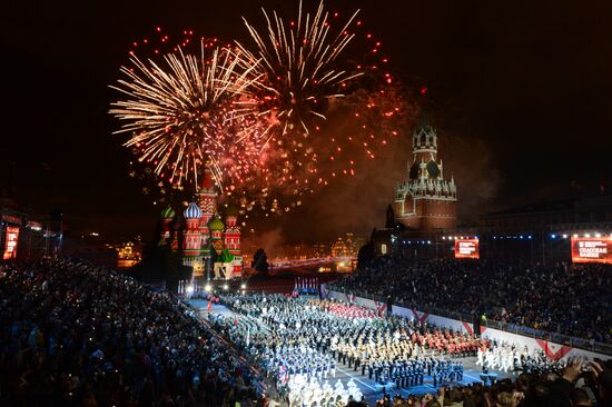 Closing of Spasskaya Tower Festival