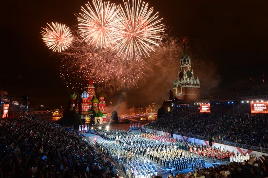 Closing of Spasskaya Tower Festival